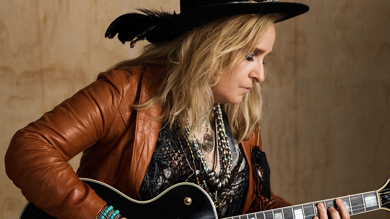 MAX-Partnerships-_-Melissa-Etheridge-_-AARP