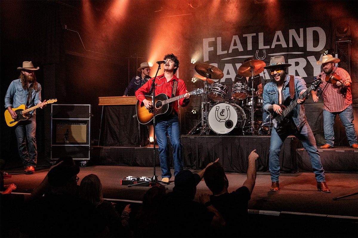 MAX-Partnership_Flatland-Cavalry_Ford_noX